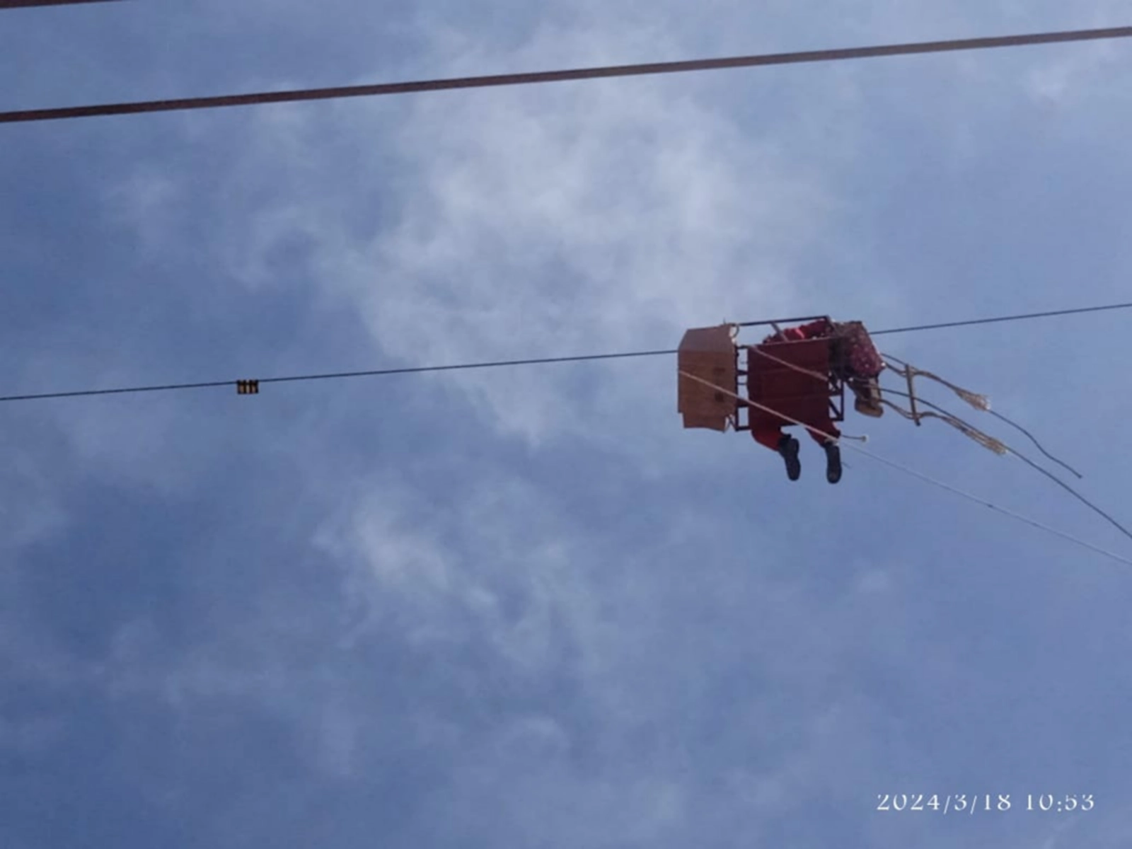 Diverters installation on the power line to minimize bird collision
