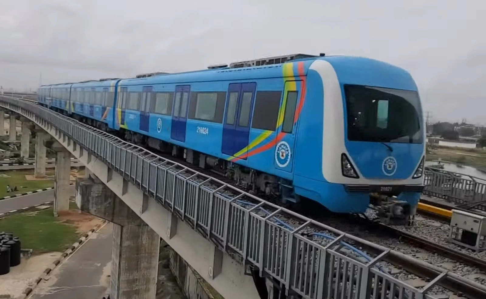 | Image: Lagos’ electric Blue Line train.
